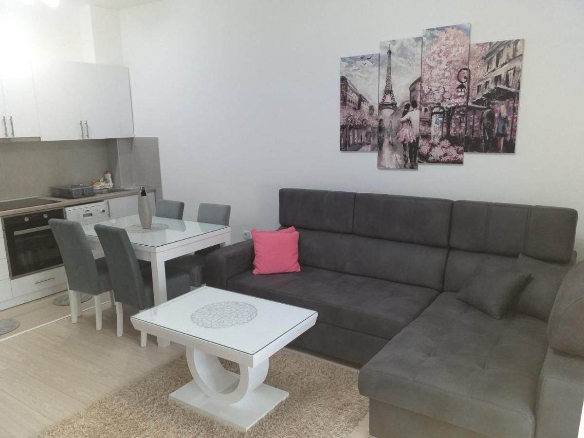 Renome Apartmani Banja Koviljača Eksteriør billede