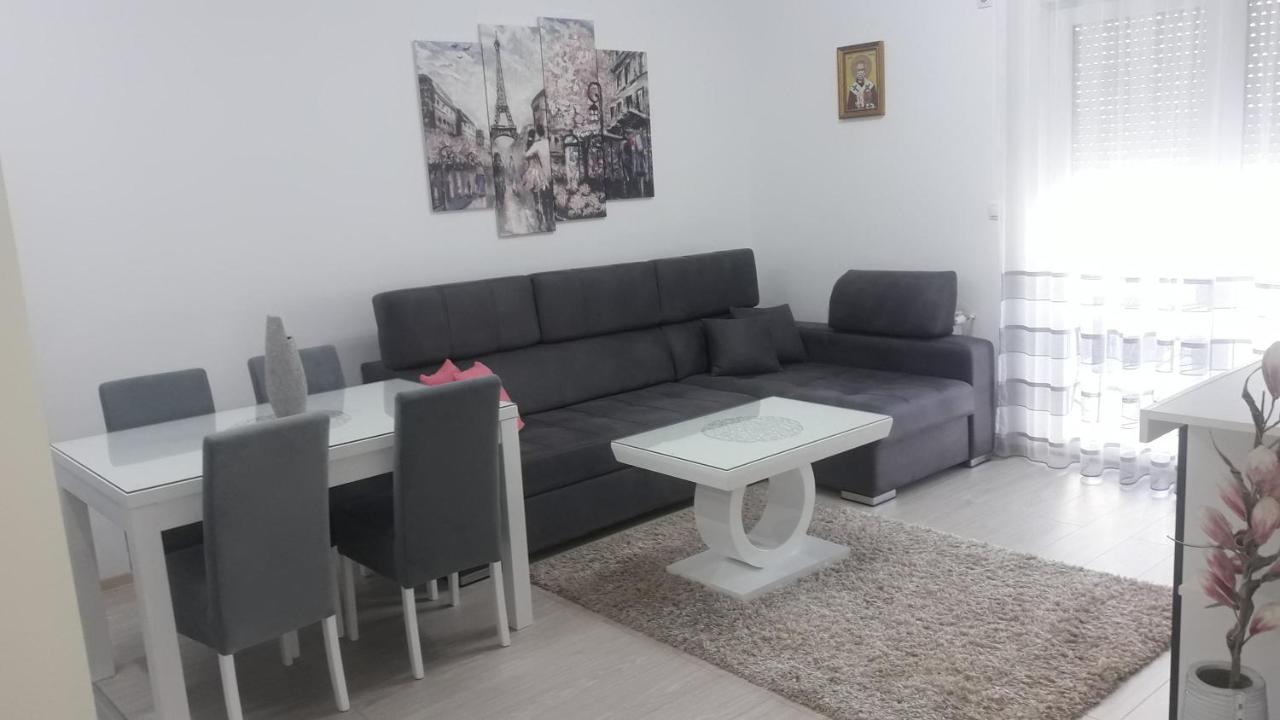Renome Apartmani Banja Koviljača Eksteriør billede