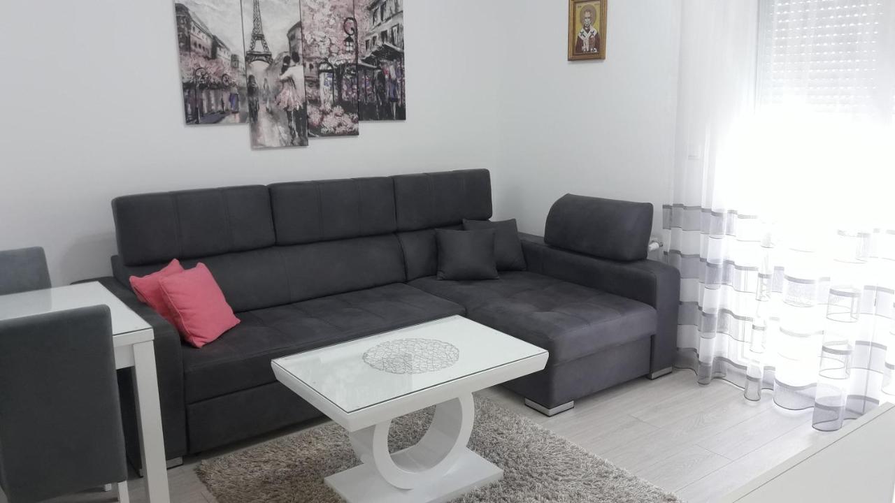 Renome Apartmani Banja Koviljača Eksteriør billede