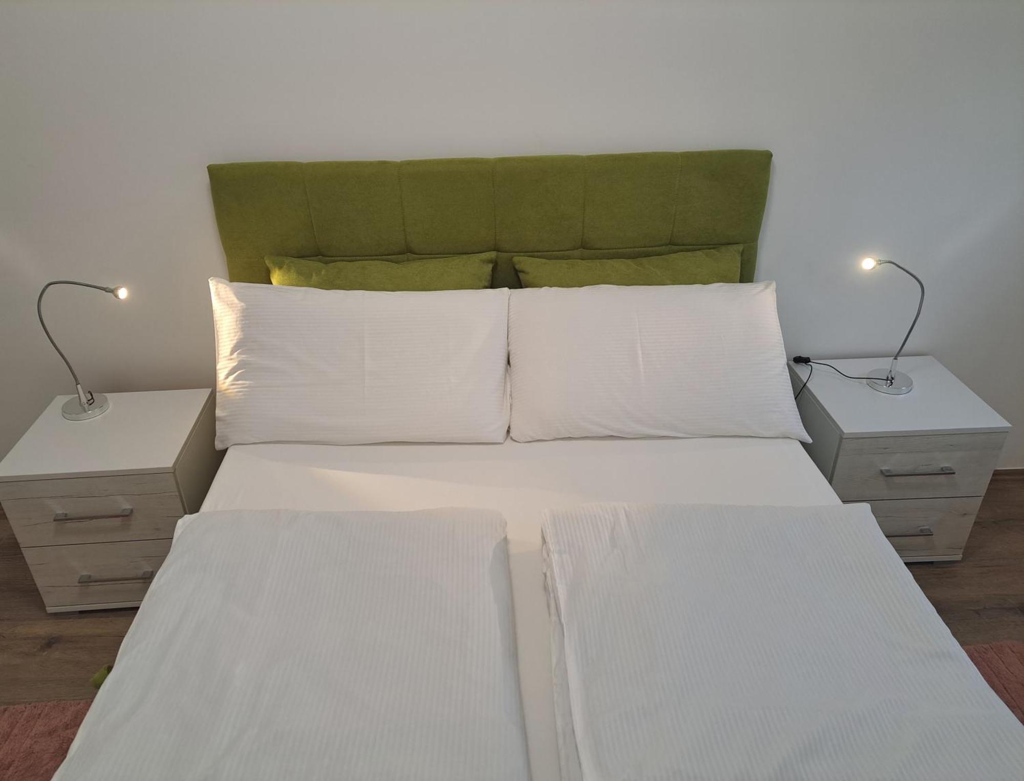 Renome Apartmani Banja Koviljača Eksteriør billede