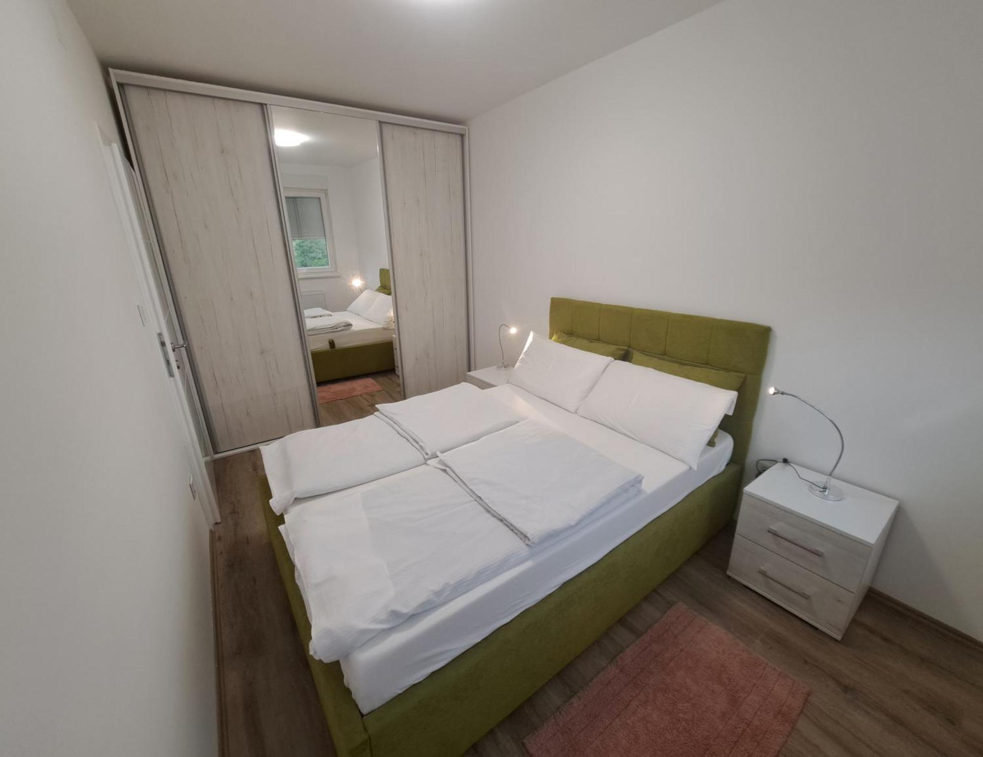 Renome Apartmani Banja Koviljača Eksteriør billede