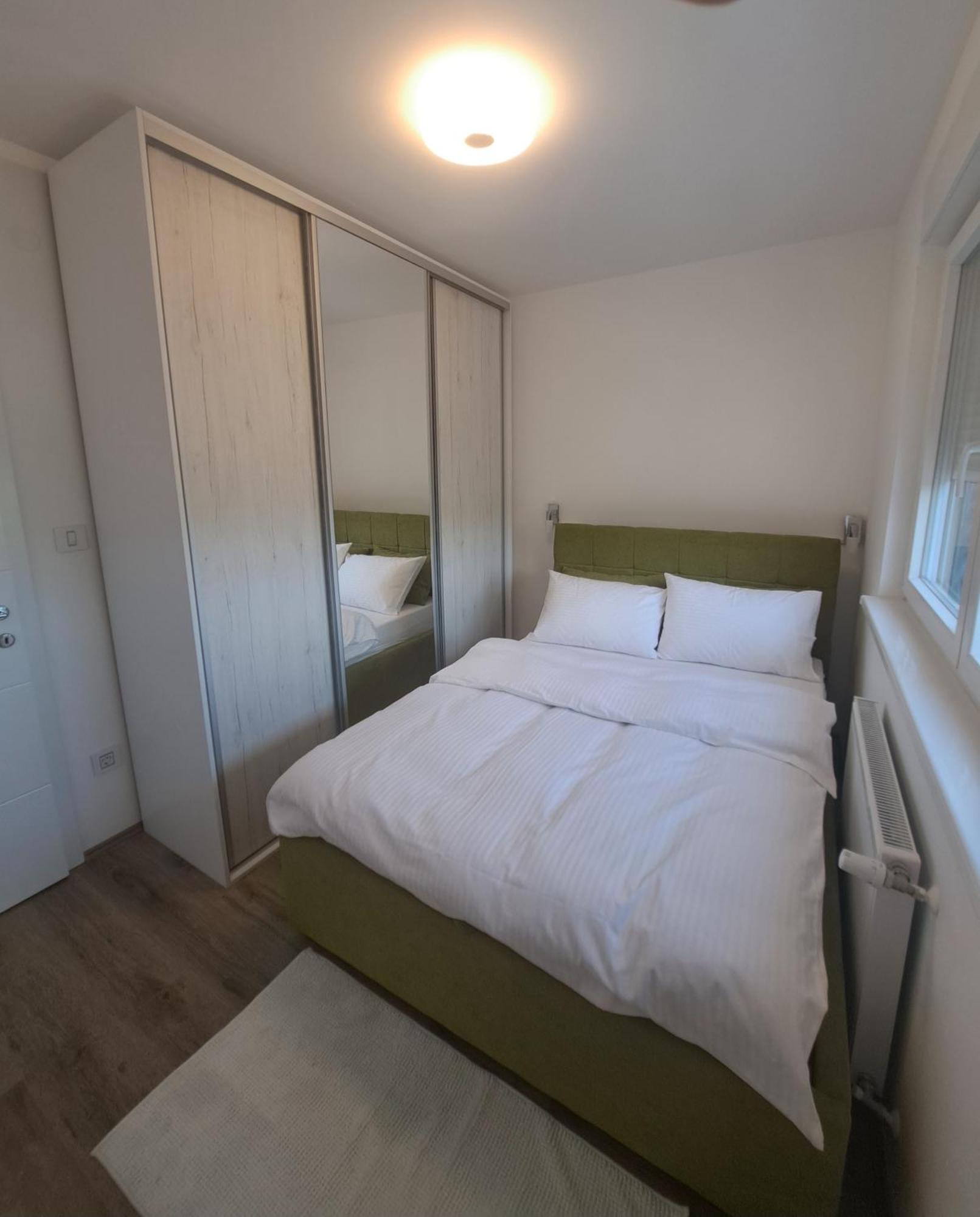 Renome Apartmani Banja Koviljača Eksteriør billede