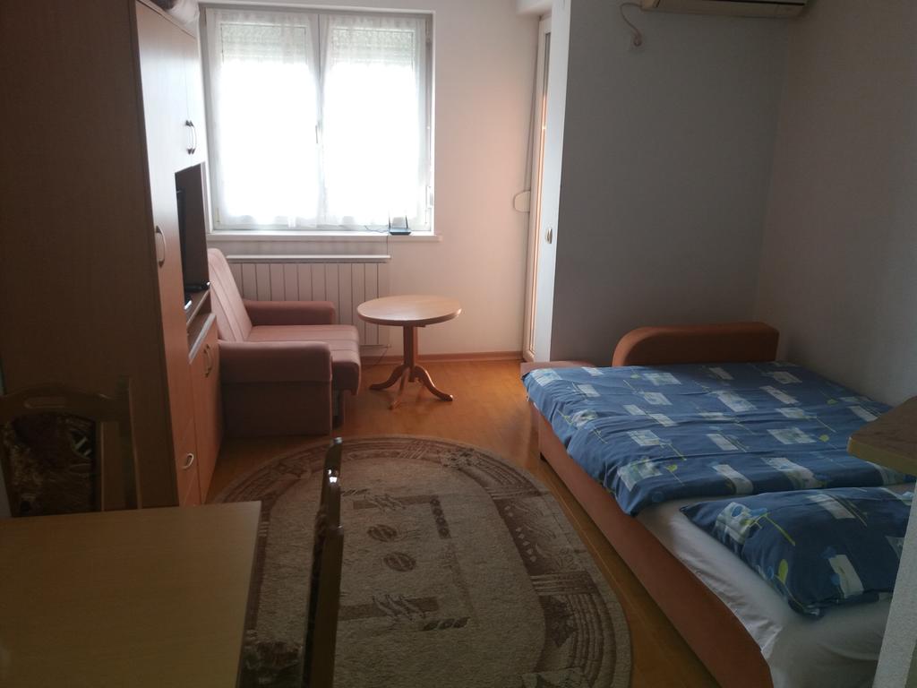 Renome Apartmani Banja Koviljača Eksteriør billede