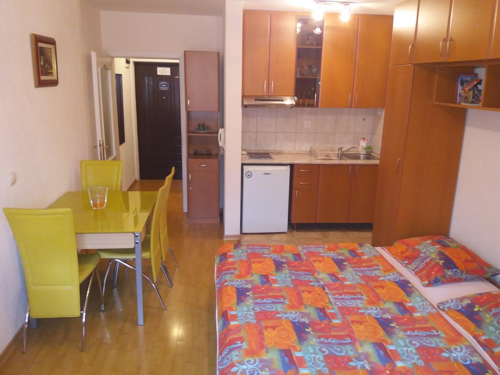 Renome Apartmani Banja Koviljača Eksteriør billede