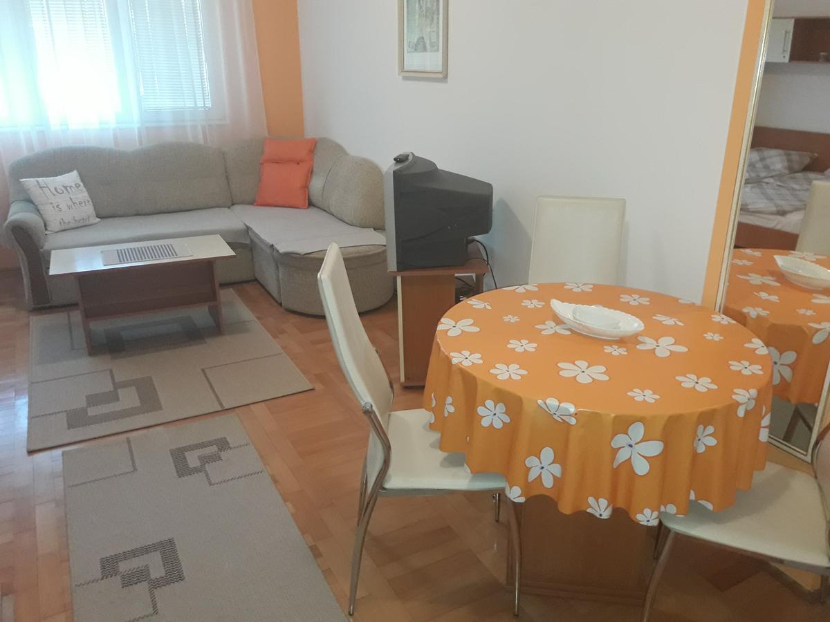 Renome Apartmani Banja Koviljača Eksteriør billede