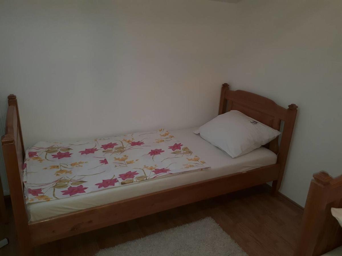 Renome Apartmani Banja Koviljača Eksteriør billede