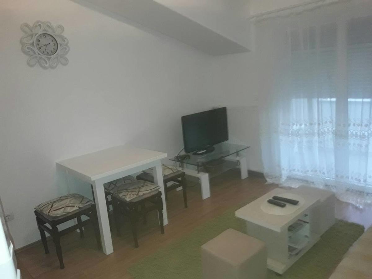 Renome Apartmani Banja Koviljača Eksteriør billede